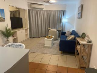 Tropical Apartment - Cairns - 0