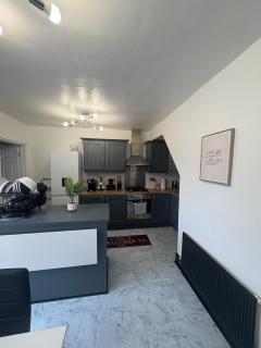 Serenity Home Stays Near Watford Junction - Leavesden Green - 9