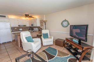 ROYAL GARDEN RESORT 206 condo - Myrtle Beach - 7