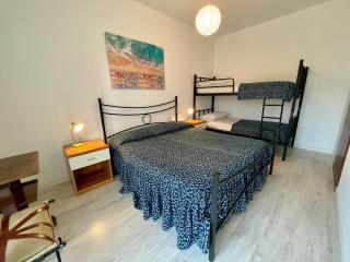 Enjoy a sea view terrace near the beach - Porto Santa Margherita - 2