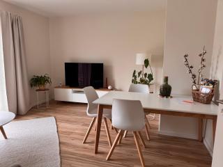 moderne 2-Zimmer-Wohnung mit überdachter Terrasse - Tönnhausen - 2
