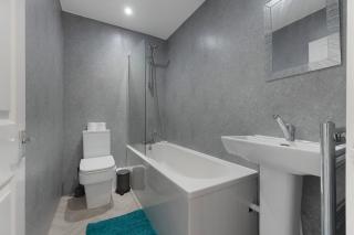 Frances Terrace Serviced Accommodation - FREE PARKING - 2
