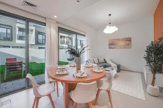 EasyGo- Lavish Townhouse with facilities - Dubai - 0