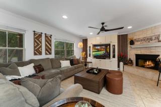 Porch & Pour - Hot Tub & Fire Pit - Fredericksburg - 8