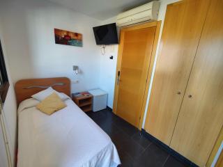 Hostal Manel - 8