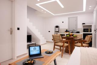 AetherOia Suites - Oia - 9