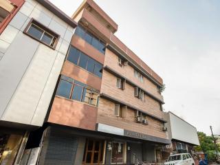 SPOT ON Hotel Cauvery - Alipur - 9