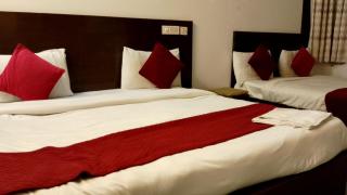 hotel neel - New Delhi - 1