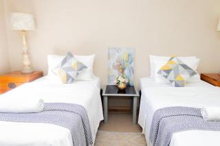 Lovely Spacious Two bedroom apartment - 4