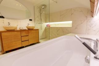 Superb villa with sea view, swimming pool - 2