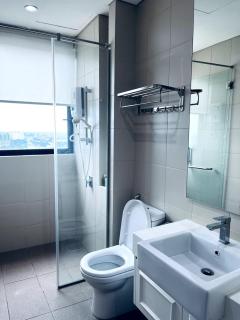 Noble Homes at i-City - WiFi TV Box and 1 Carpark - Shah Alam - 2