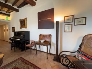 Luxury Apt Priori 46 in City Centre - ItalyWeGo - Perugia - 4