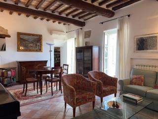 Luxury Apt Priori 46 in City Centre - ItalyWeGo - Perugia - 8