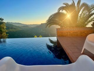 Al Qasr Villa Mountain retreat in the heart of Cortijo Cabrera - Turre - 2
