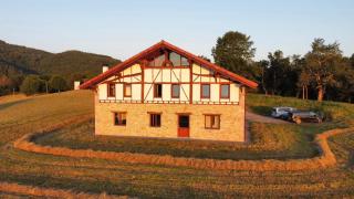 Caserío Bizkar - Aia - 0
