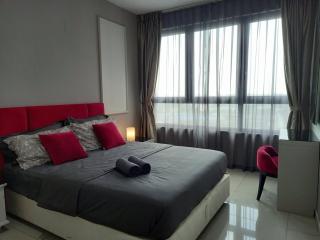 Phenom Homes at i-City - WiFi TV Box 1 Carpark - Shah Alam - 8