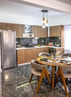 Sophie's place city center Kavala - Kavala - 7