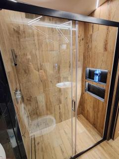 Princ lux spa with sauna and jacuzzi - Novi Sad - 1