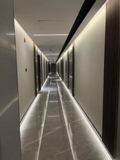 Almouj Street One Bedroom Luxurious Apartment - 9
