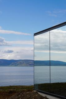 Mirror Suite - Hjarðarholt - 9