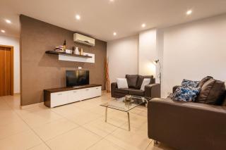 Modern&quiet twin room with shared bathroom - 4