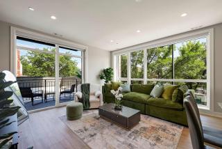 Modern 2BR2BA Condo Free Parking and Balcony - 5