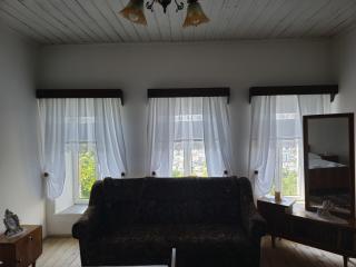 Traditional House & Rooms Shapllo - 1