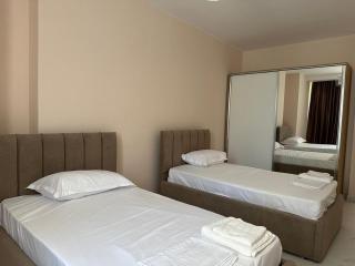 Adan Luxury Aparthotel - Orikum - 1