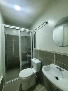 VERDANT by Camella Manors Deluxe Queen Room with Balcony, Gym and Swimming Pool - Puerto Princesa - 7