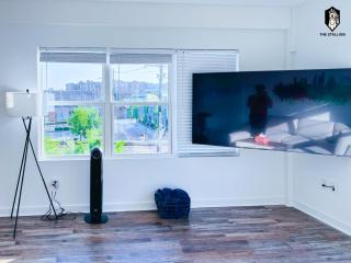 The Stallion #310 - Walk to Museums - Premium Loft with gated parking - 6