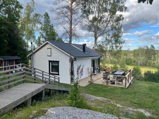 Modern Lakeside Hideaway - Örebro - 0