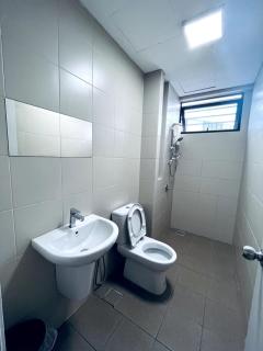 Skyline Homes at i-City - WiFi TV Box 1 Carpark - Shah Alam - 3