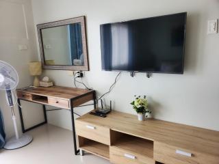 VERDANT by Vista Manors Deluxe Rooms with Balcony, Gym and Swimming Pool - 8