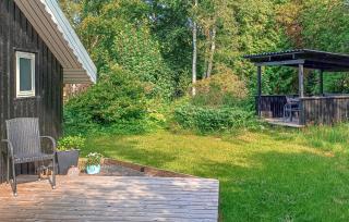 Nice Home In Hadsund With 2 Bedrooms - 2