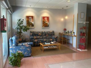 Hotel La Guindal - 8