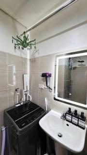 Elegant with Best View Fast Wifi Mall of Asia Airport - Manila - 3