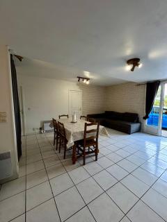 Charmant bas de villa avec jardin - 9