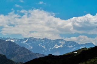 The Green Hills Resort by Tungeshwer - 1
