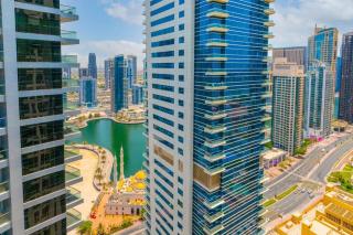 Royal Oceanic Elegant 2BR with Marina View - 3