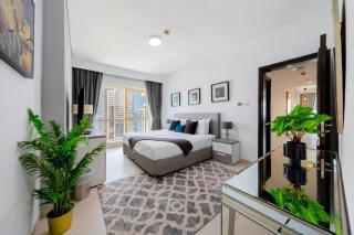 Royal Oceanic Elegant 2BR with Marina View - 8