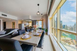 Royal Oceanic Elegant 2BR with Marina View - 9