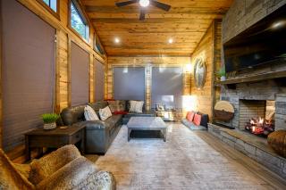 Luxurious, Secluded Couples Cabin in Broken Bow - Broken Bow - 2