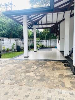 Silverline Guest House Anuradhapura - 2