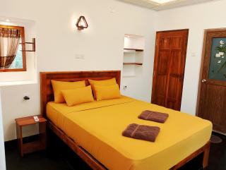 Milk House Cottage - 2