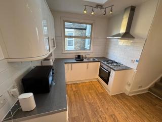 Fulham River Thames Apartment by PrimeCityHosts - London - 6