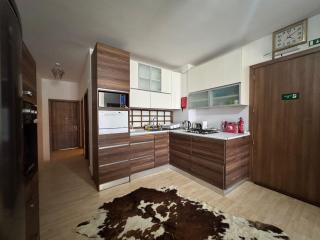 Stylish Sea view Apartment Feels Like Home, Just Steps from the Beach - 0