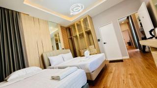 Auqa Pool Villa by DRH - Ban Bung - 2