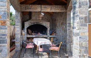 Gorgeous Apartment In Razanj With Wifi - Ražanj - 2