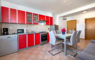 Gorgeous Apartment In Razanj With Wifi - 7