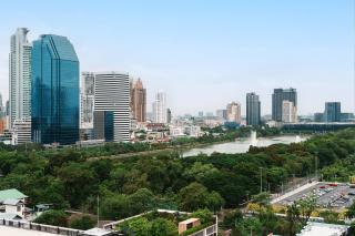King Bed, Park, BTS 5min | Free Parking, Fast WiFi - 3